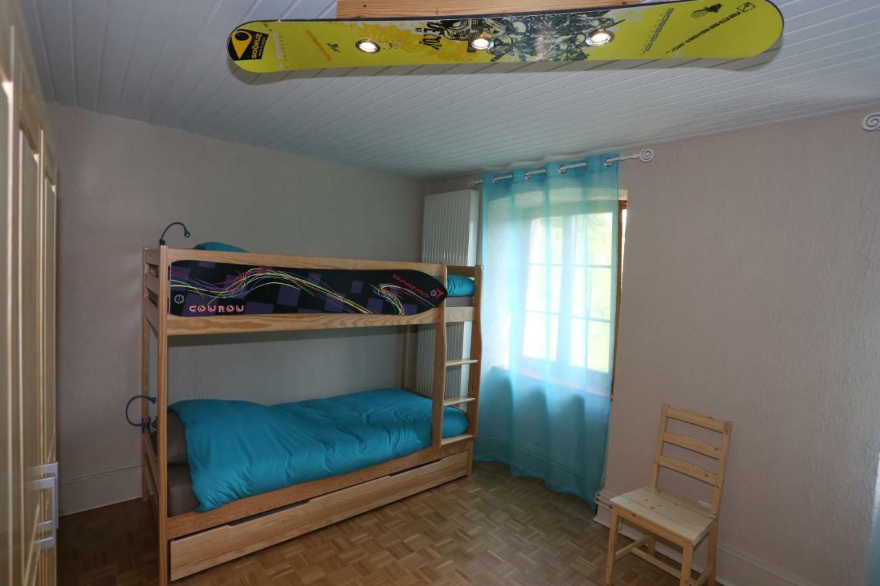 Gite Le Vieux Ruisseau Sauna Et Massages ラプートロワ エクステリア 写真